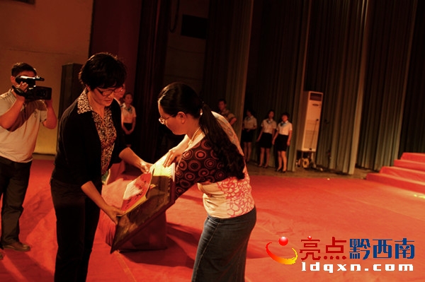 1.DίL(zhng)L(zhng)@һȪ(jing)Ĵ(du)C(jing).jpg